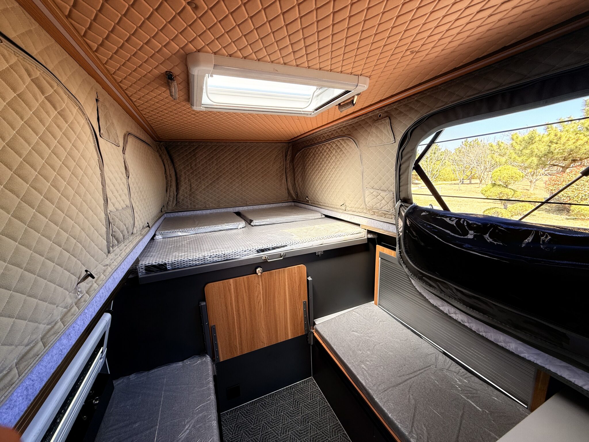 Pop Up X interior view 2